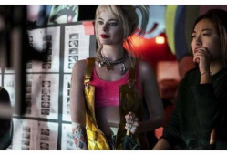 女性主导视频,视频中的女性主导故事